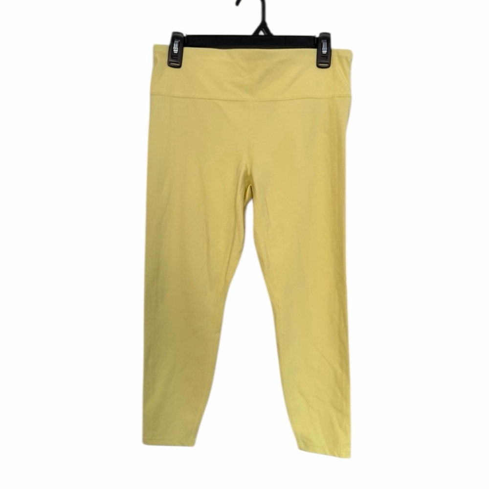 Gap fit Blackout Technology High Rise Yellow Cropped Leggings 7/8 Women’s Med.